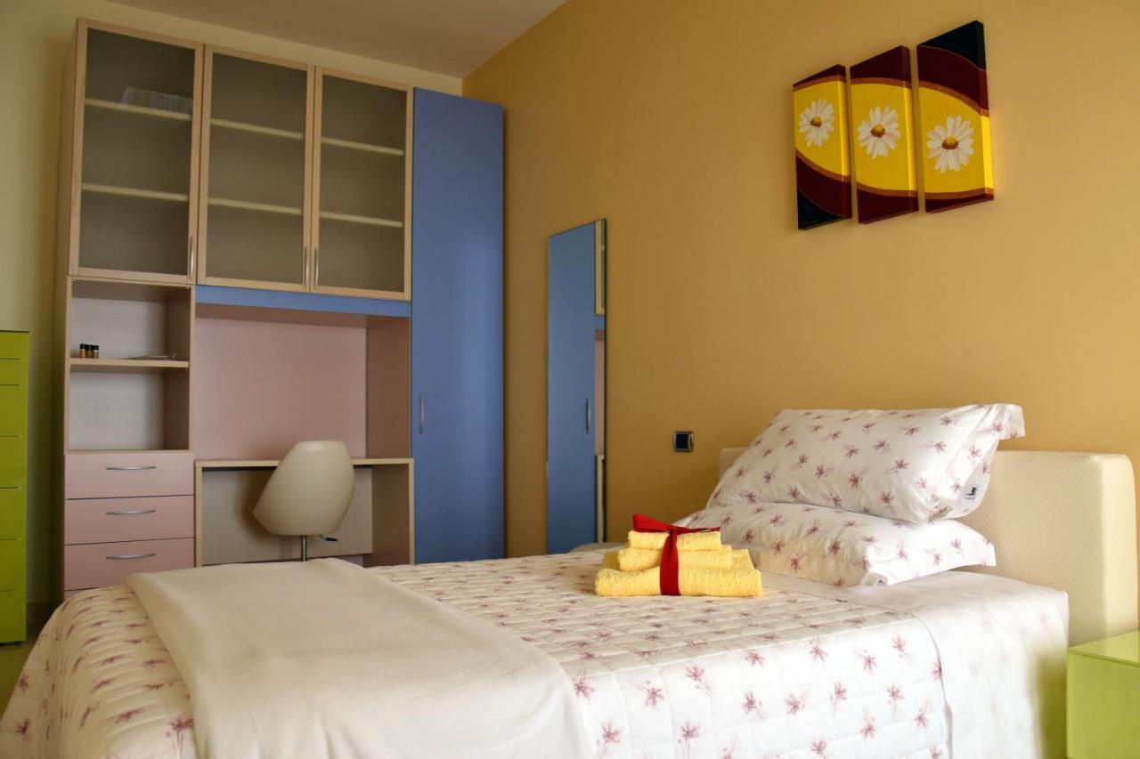 מטרה Alla Dimora Di Chiara Apartment מראה חיצוני תמונה